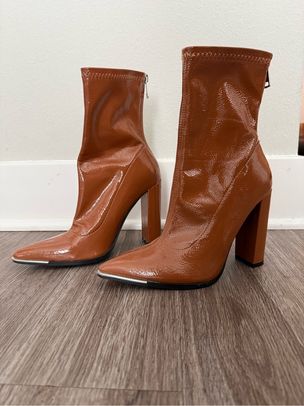 PrettyLittleThing Brown Patent Pointed-Toe Block Heel Ankle Boots